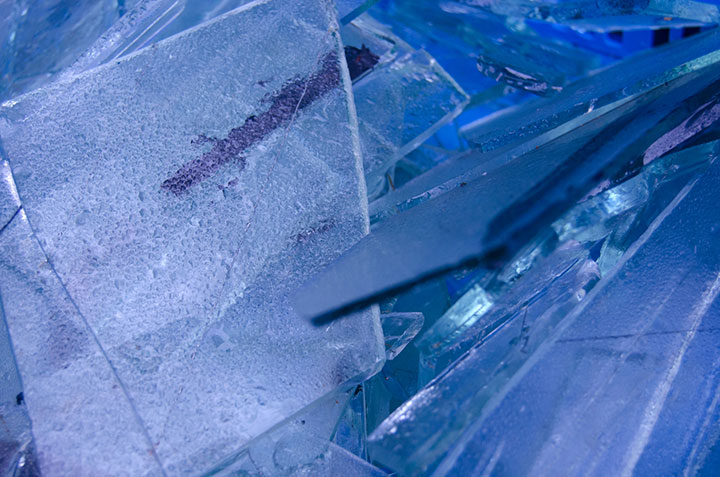 【豊橋市石巻小野田町】のガラス修理