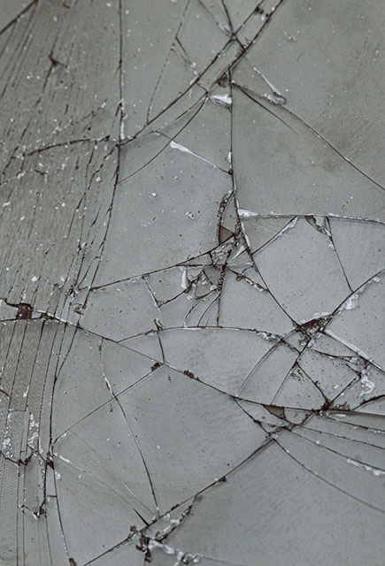 【豊橋市豊岡町】のガラス修理